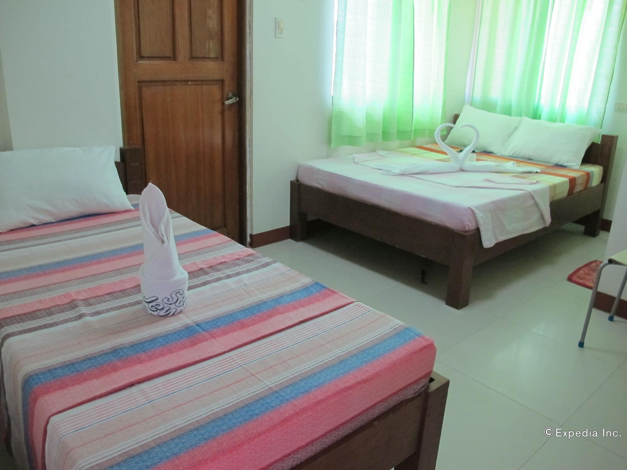 Sea Jewel Beach Resort Puerto Galera Buitenkant foto