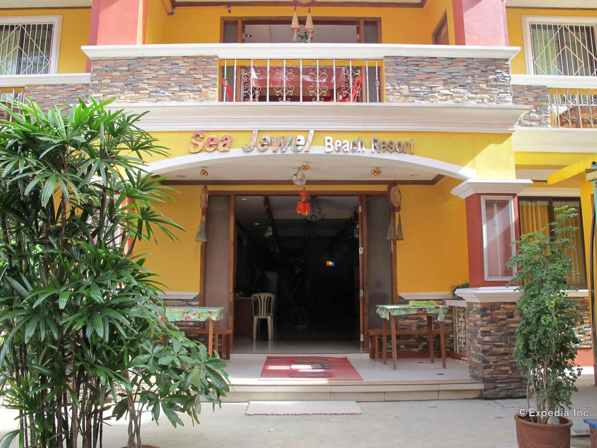 Sea Jewel Beach Resort Puerto Galera Buitenkant foto